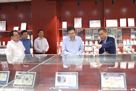 伟德源自英国始于1946